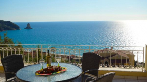 Natalia Apartment B with panoramic sea views of Agios Gordios bay
